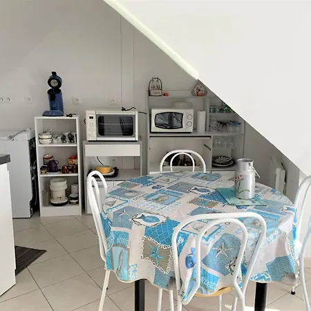 Au Coeur Du Centre-ville De - Ref 955 Apartment *